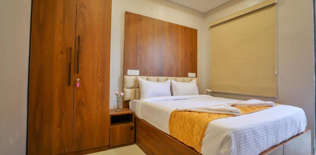 Gundipet Hotel Ceasta, Beside Us Consulate Hyderabad, Gachibowli מראה חיצוני תמונה